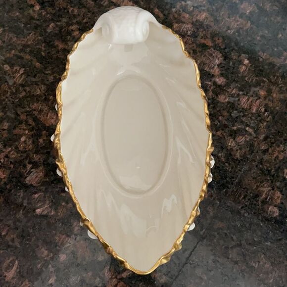 Lenox Acanthus Gold Edge Oval Dish 9 inches - Picture 2 of 4